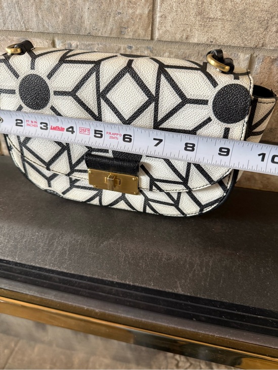 Brahmin Handbags - Brahmin Black & White Geometric Crossbody Bag with Gold Hardware